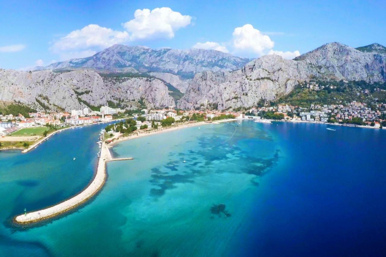 Big And Spacious Apartment In The Heart Of Omiš Exteriér fotografie